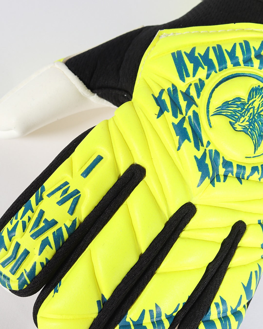Luvas de futebol amarelas | Melhores Luvas de Futebol | KAWI GK